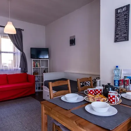 Statek Apartamento Pnovany
